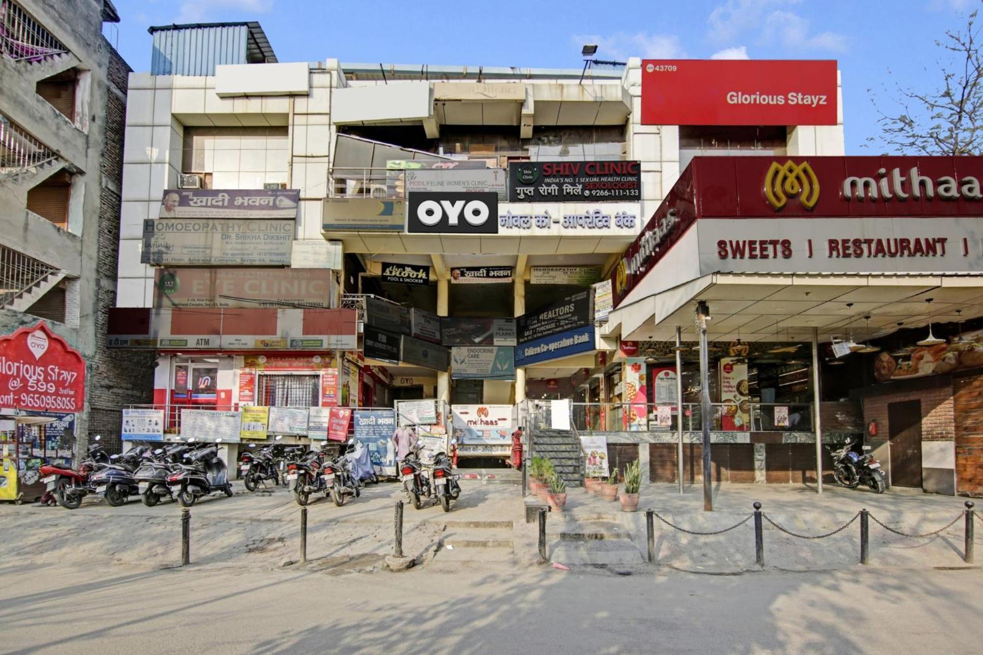 Hotel O Glorious Stayz Noida Extérieur photo