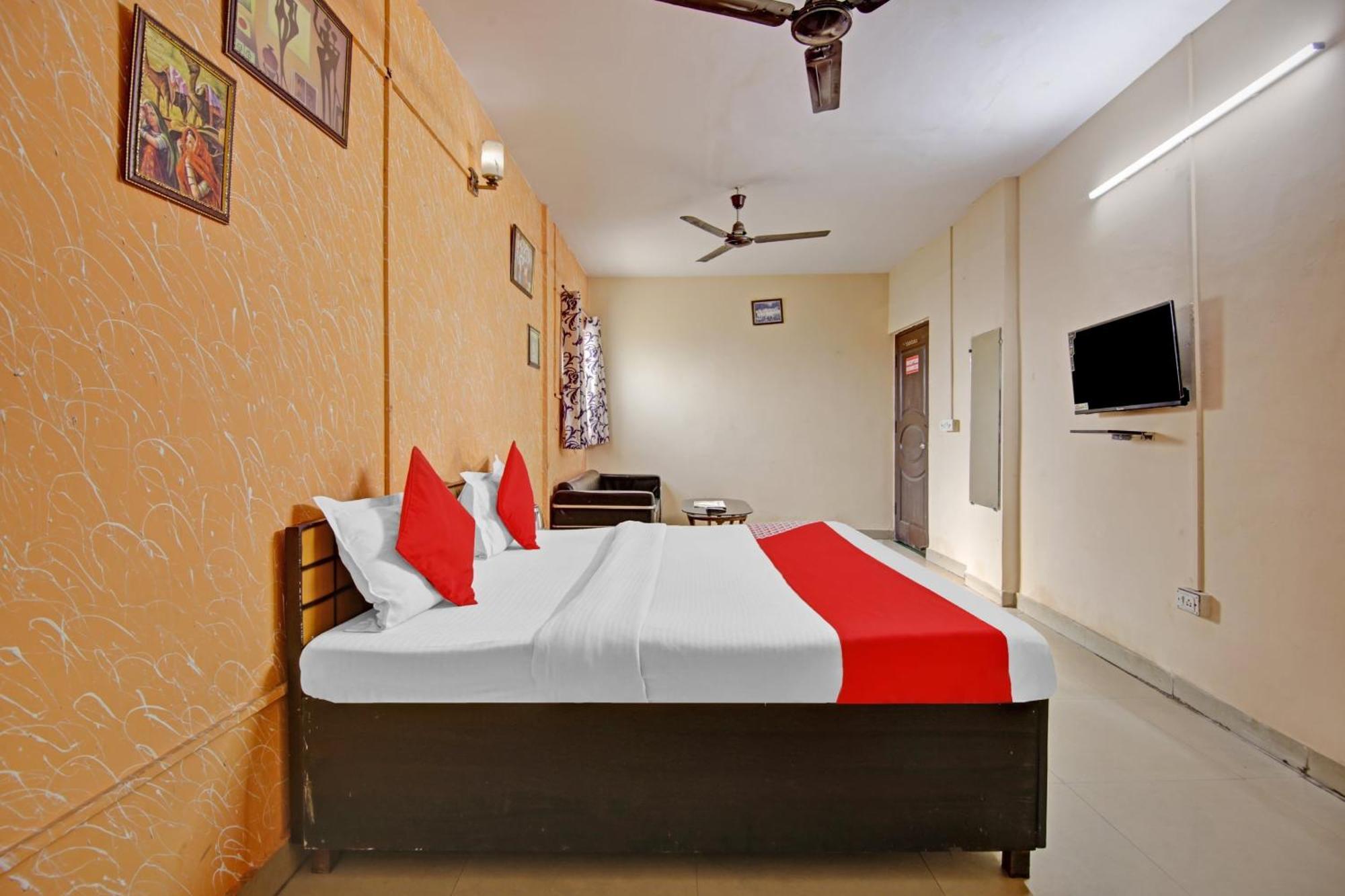Hotel O Glorious Stayz Noida Extérieur photo