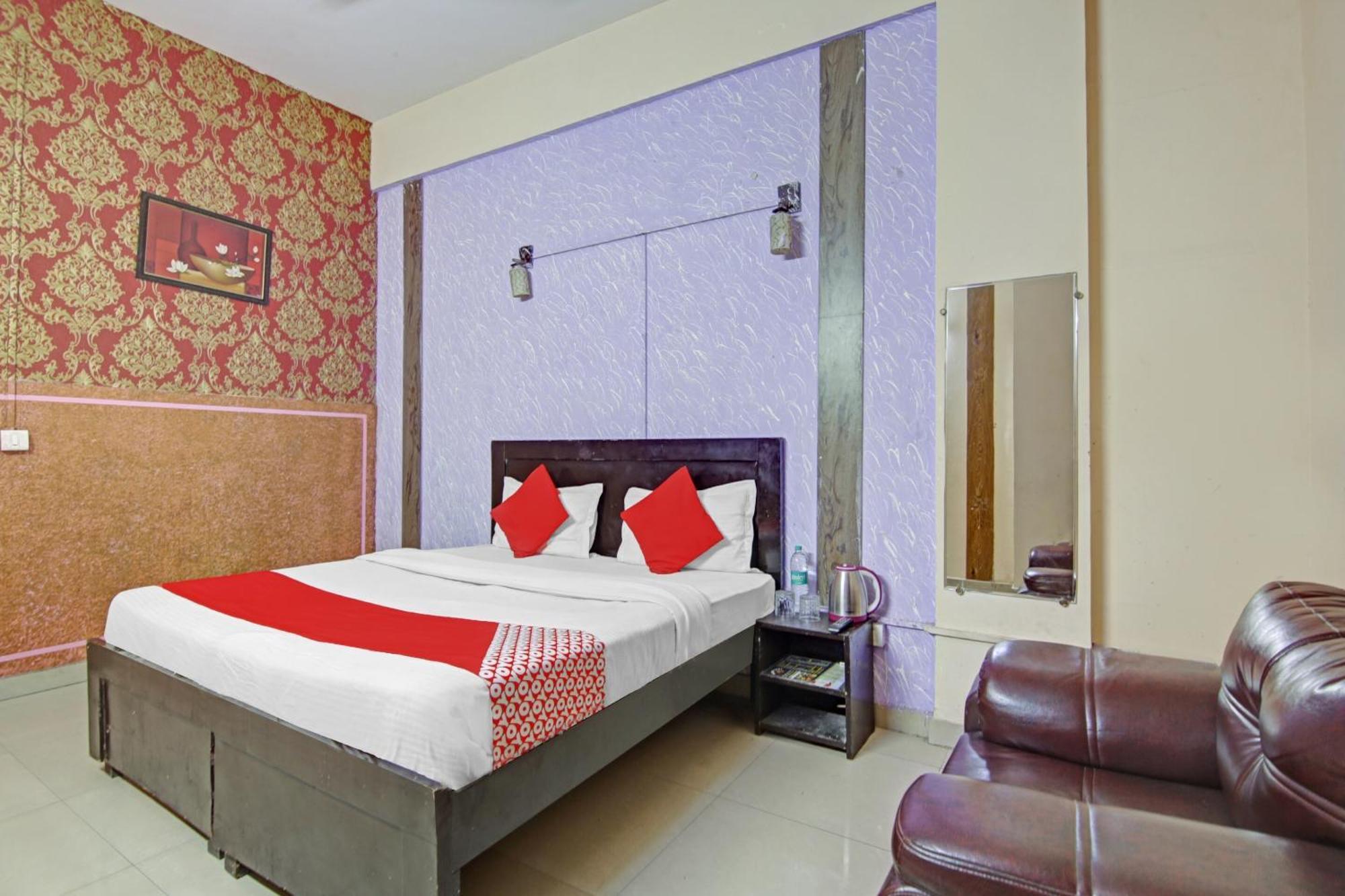 Hotel O Glorious Stayz Noida Extérieur photo