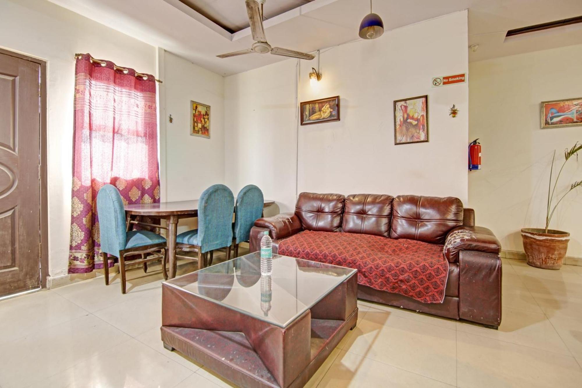 Hotel O Glorious Stayz Noida Extérieur photo